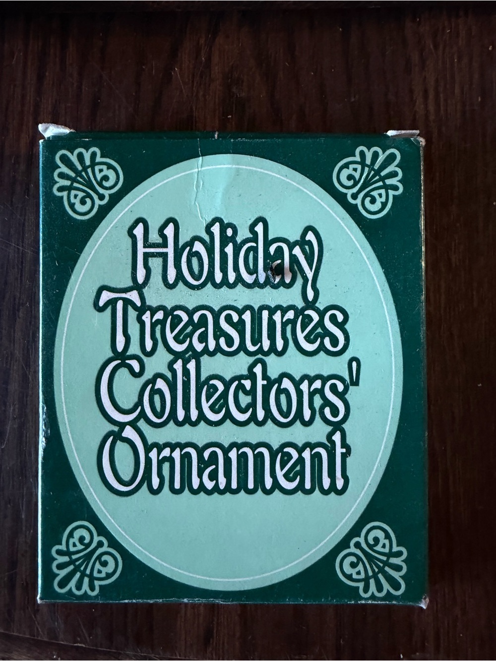 Holiday Treasures Collectors' Ornaments